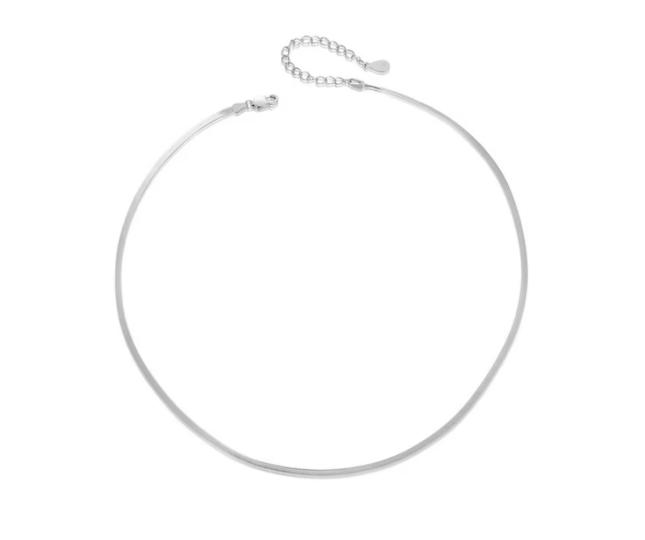 Collar/ Cadena tipo serpiente plata